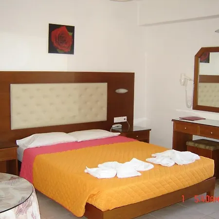 Aparthotel Sunrise 3*