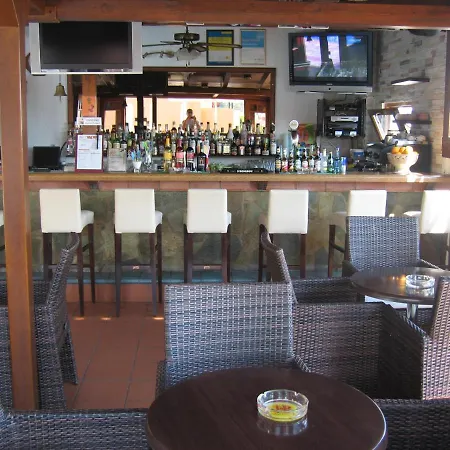 Sunrise Aparthotel 3*
