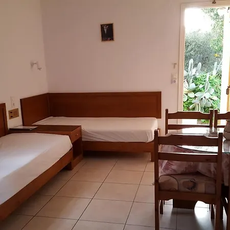 Ξενοδοχείο με διαμερίσματα Sunrise 3*
